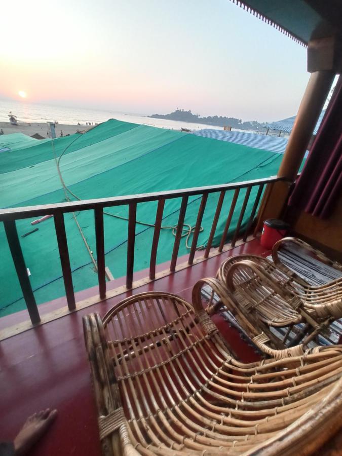 Casa Fiesta Sea Front Beach Huts Patnem Beach Exterior foto